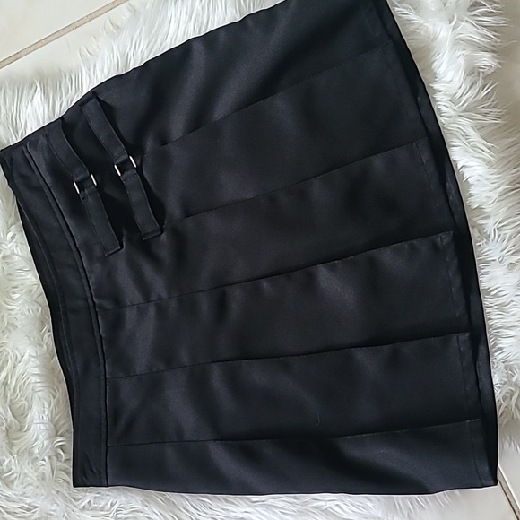 Girls French Toast skort color black size 16 1/2 plus uniform - Picture 1 of 1